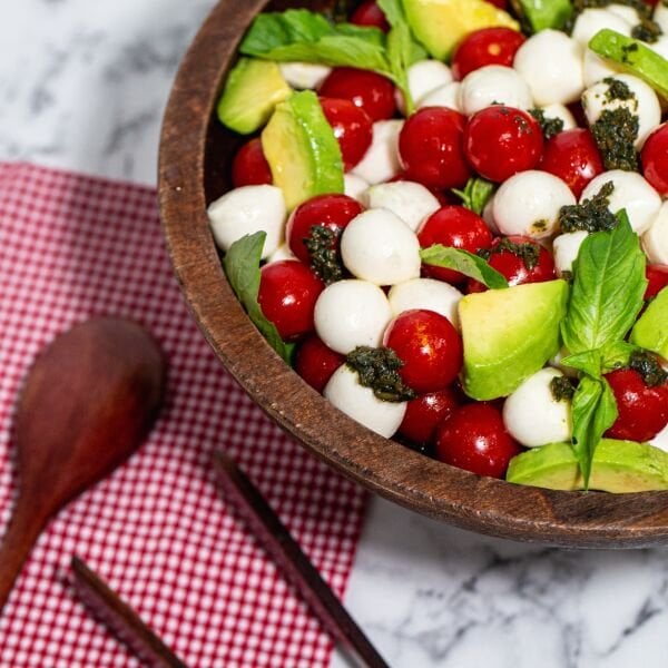 Avokado, Cherry Domates, Mozarella Salatası
