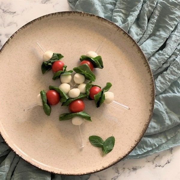 Mini Caprese Şişleri